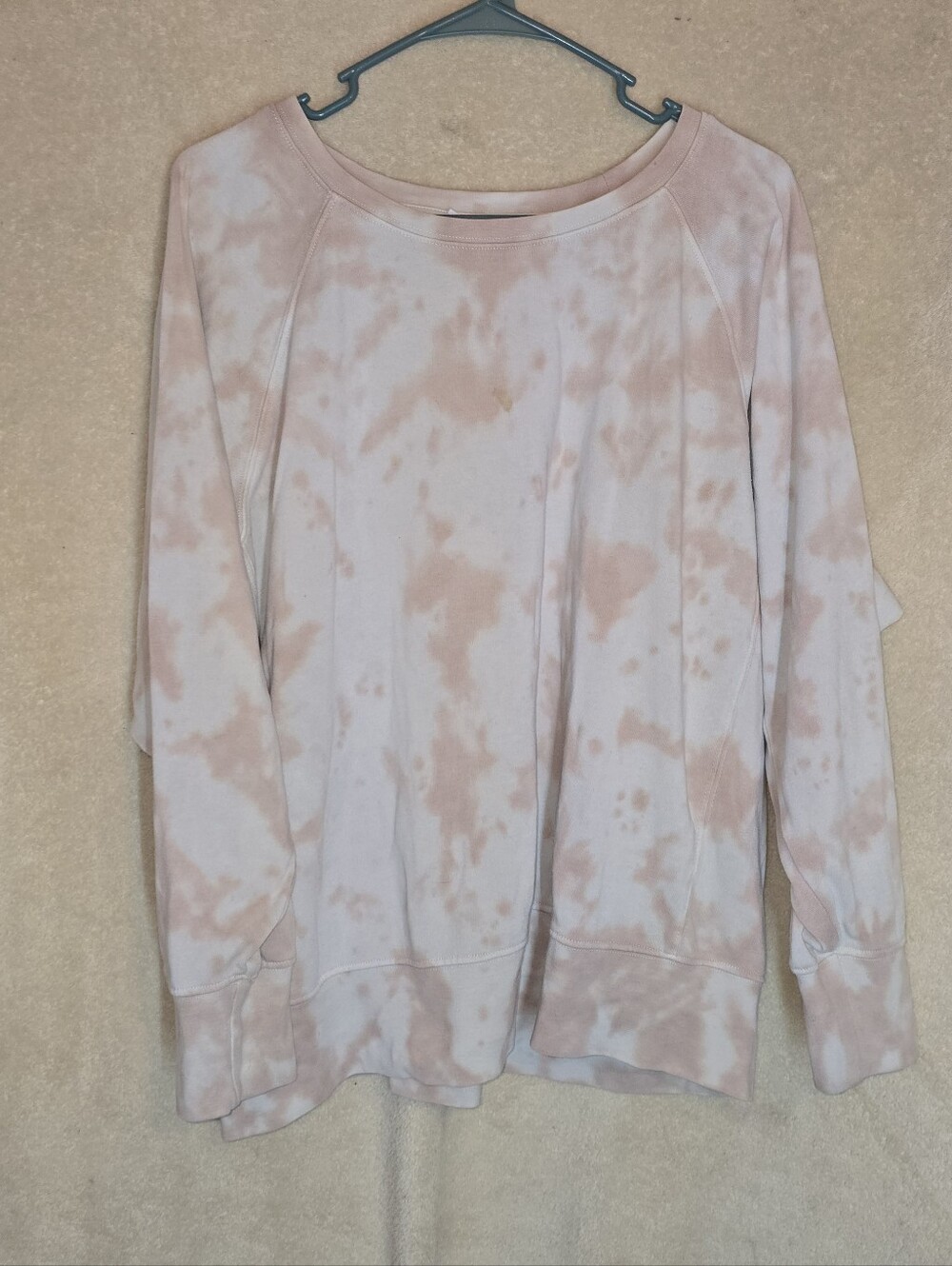 Size XL Maternity Tie-Dye Pullover Isabel Maternity by Ingrid & Isabel White